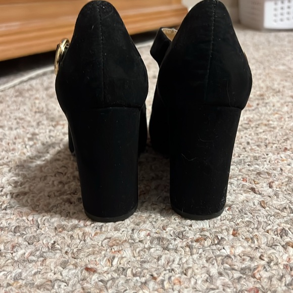 Mary Jane Style Pumps - Picture 4 of 8
